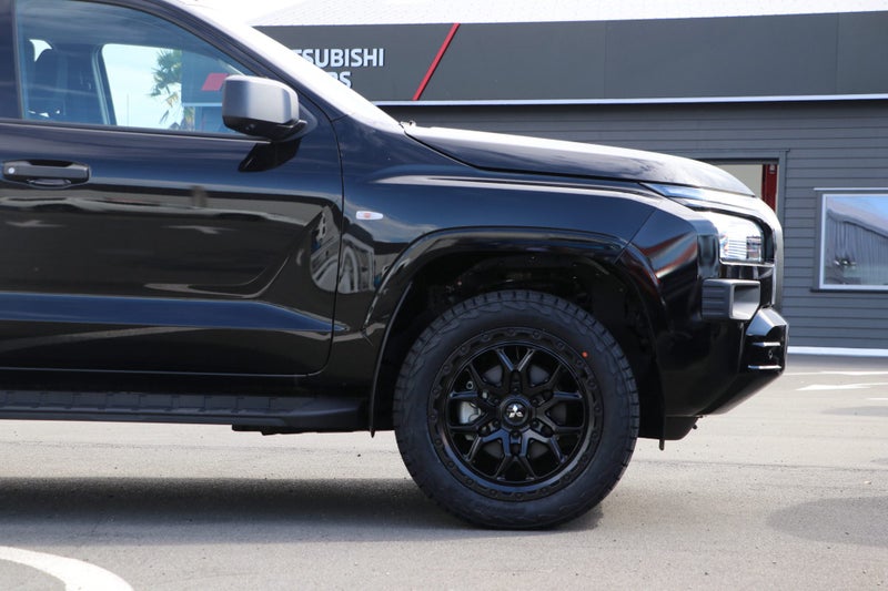 2026 Mitsubishi Triton GLX 2WD SPORT image 4
