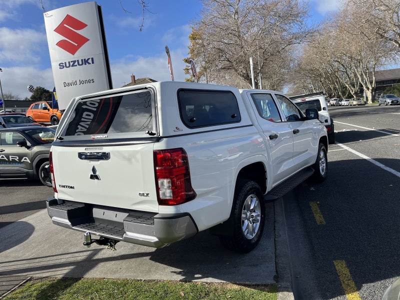 2026 Mitsubishi Triton GLX 4WD 6AT image 5