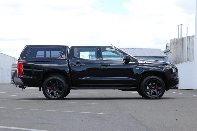 2026 Mitsubishi Triton GLX 4WD Auto image 3