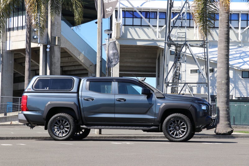 2026 Mitsubishi Triton GLX 4WD Auto image 3