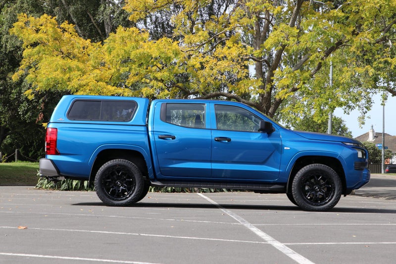 2026 Mitsubishi Triton GLX 4WD Auto image 3