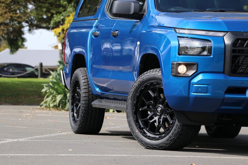 2026 Mitsubishi Triton GLX 4WD Auto image 5