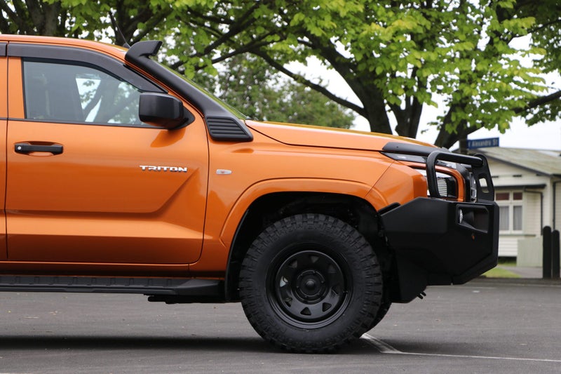 2026 Mitsubishi Triton GLX 4WD AUTO FLAT DECK image 5