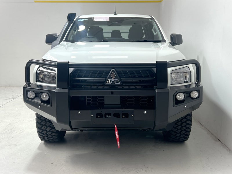2026 Mitsubishi Triton GLX 4WD AUTO - MCV EDITION image 2
