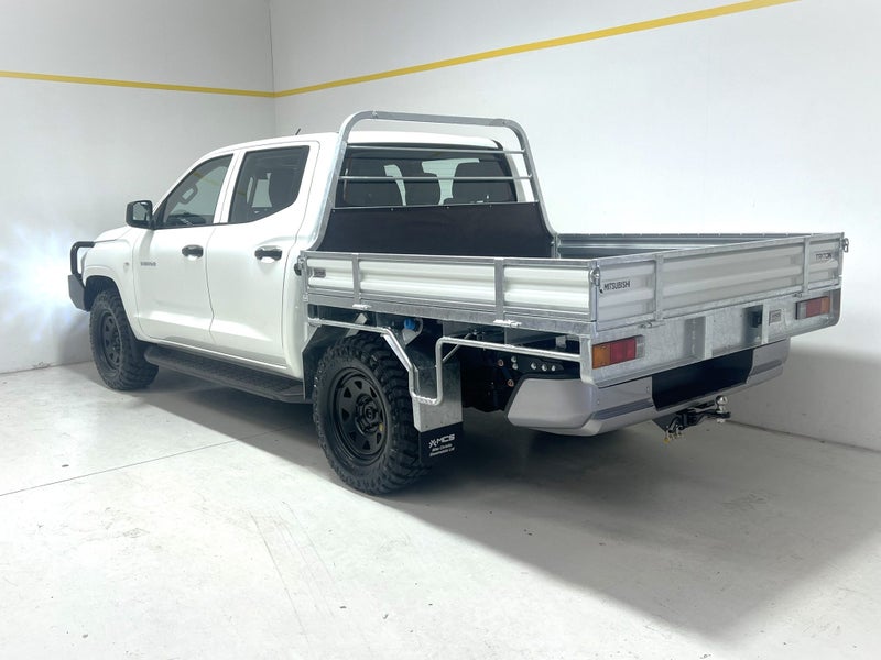 2026 Mitsubishi Triton GLX 4WD AUTO - MCV EDITION image 5