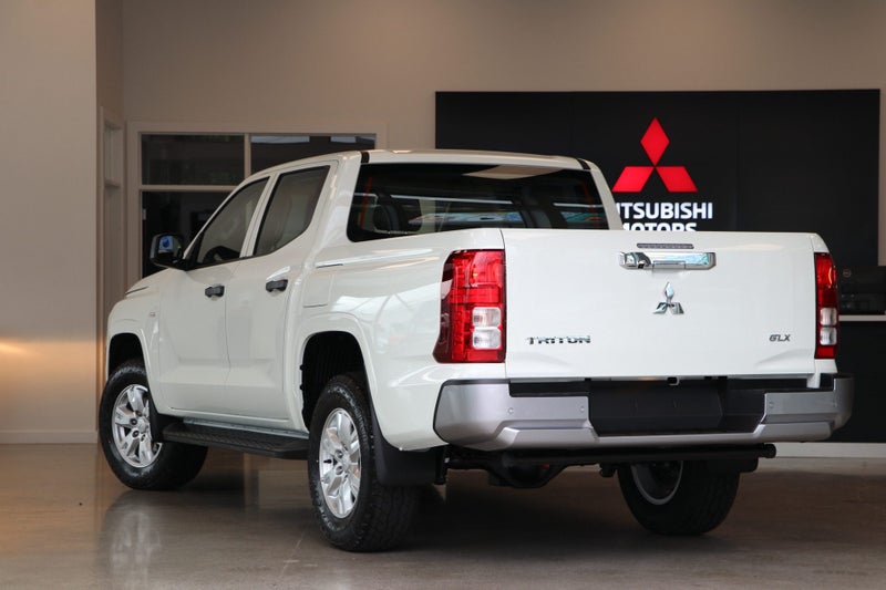 2026 Mitsubishi Triton GLX 4WD Automatic image 2