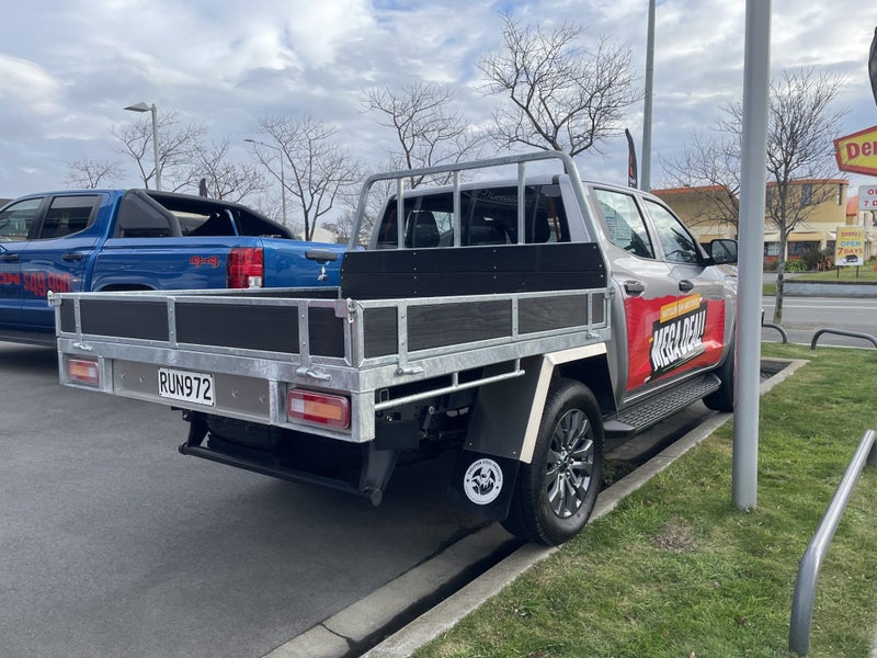 2026 Mitsubishi Triton GLX 4WD Flat Deck image 3