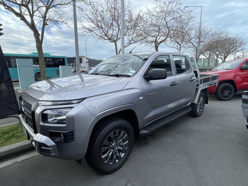 2026 Mitsubishi Triton GLX 4WD Flat Deck image 5