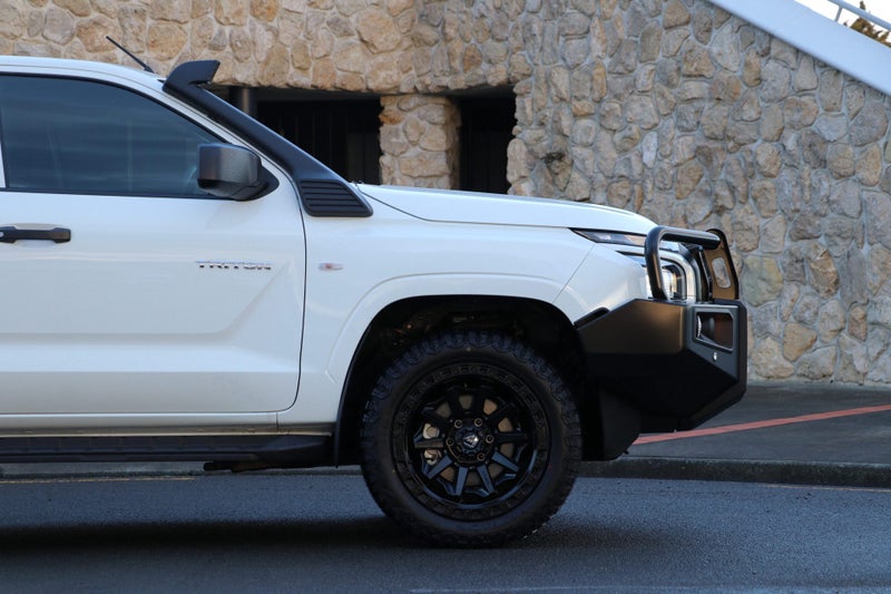2026 Mitsubishi Triton GLX 4WD FLAT DECK DOUBLE... image 4