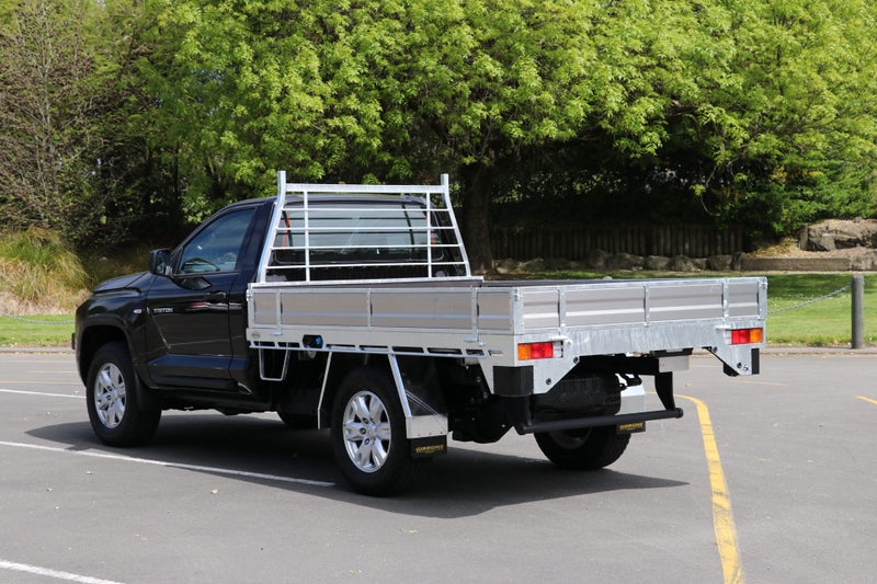 2026 Mitsubishi Triton GLX 4WD FLAT DECK SINGLE... image 2