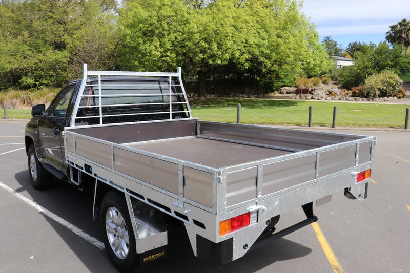 2026 Mitsubishi Triton GLX 4WD FLAT DECK SINGLE... image 4