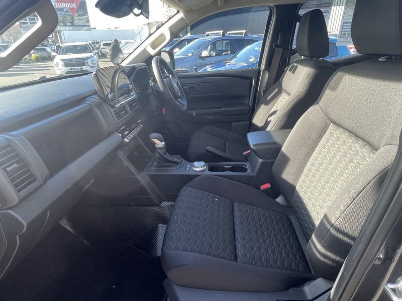 2026 Mitsubishi Triton GLX 4X4 6 Speed 2.4 D/C image 2