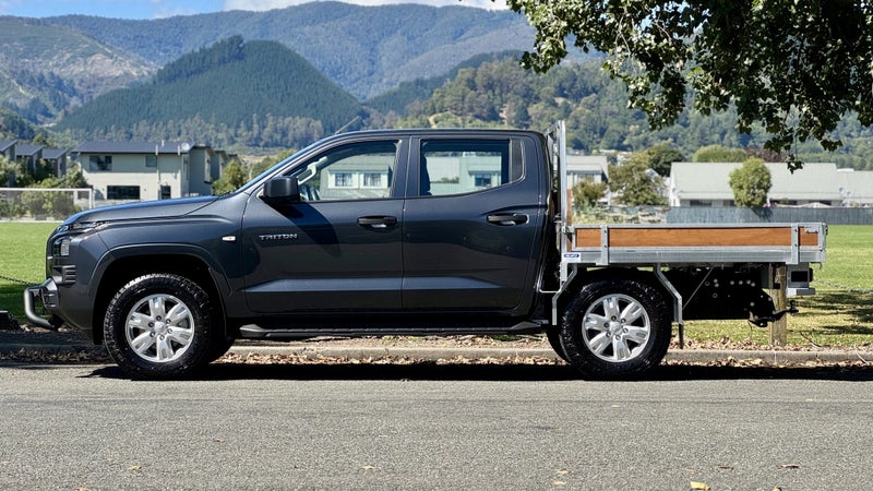 2026 Mitsubishi Triton GLX 4x4 Flat Deck - Read... image 4