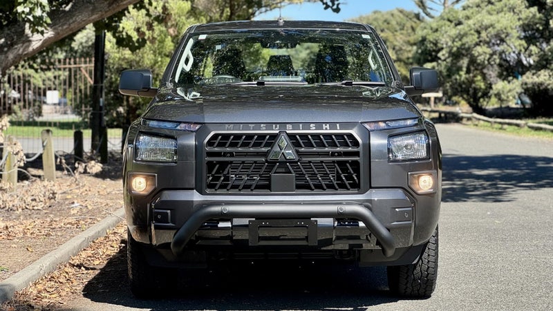 2026 Mitsubishi Triton GLX 4x4 Flat Deck - Read... image 5