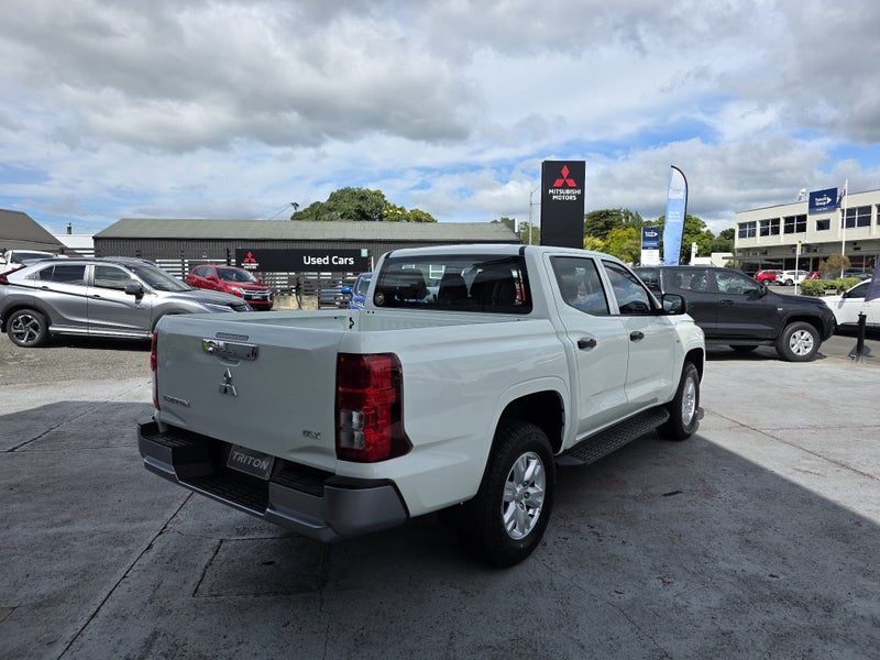 2026 Mitsubishi Triton GLX D/Cab 4x4 image 2
