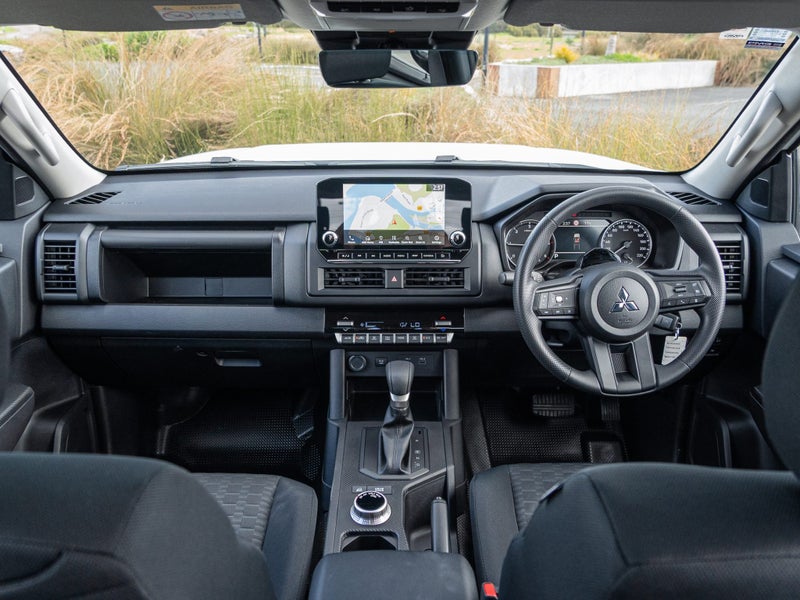 2026 Mitsubishi Triton GLX DC CH 2.4D 4WD Bi-Tu... image 2
