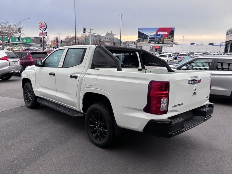 2026 Mitsubishi Triton GLX Double cab 2wd image 5