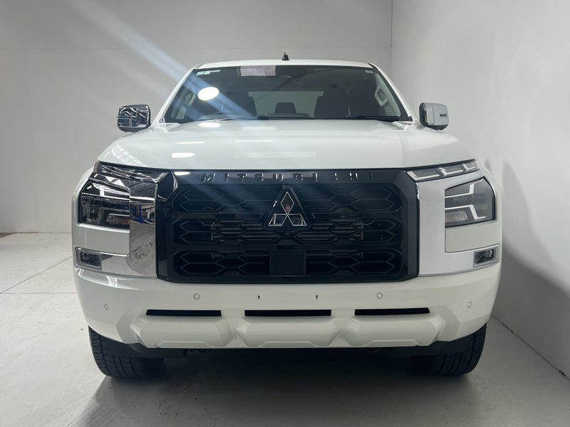 2026 Mitsubishi Triton GLX-R 2.4 Bi TURBO 4WD AUTO image 2