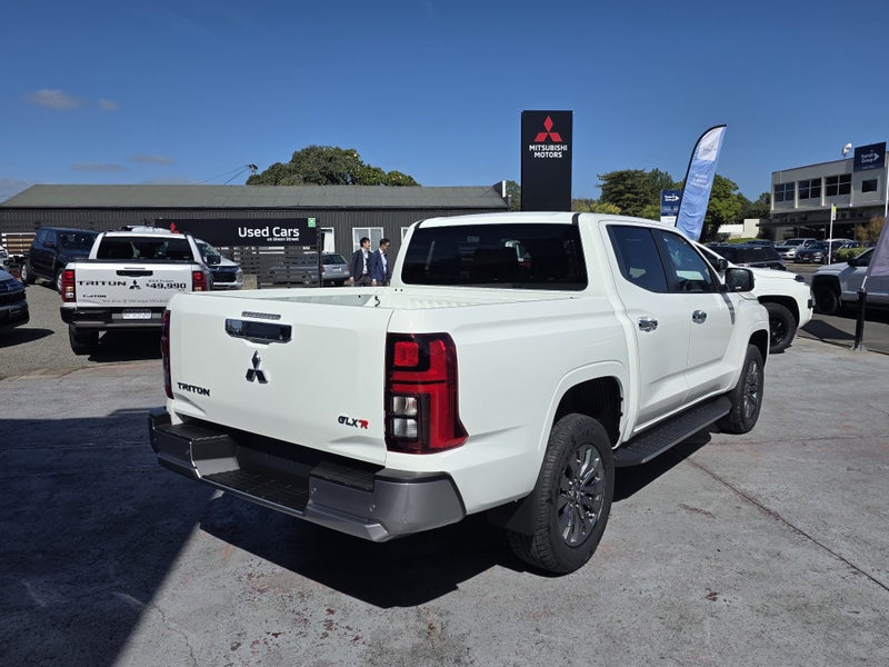 2026 Mitsubishi Triton GLX-R 2WD image 2