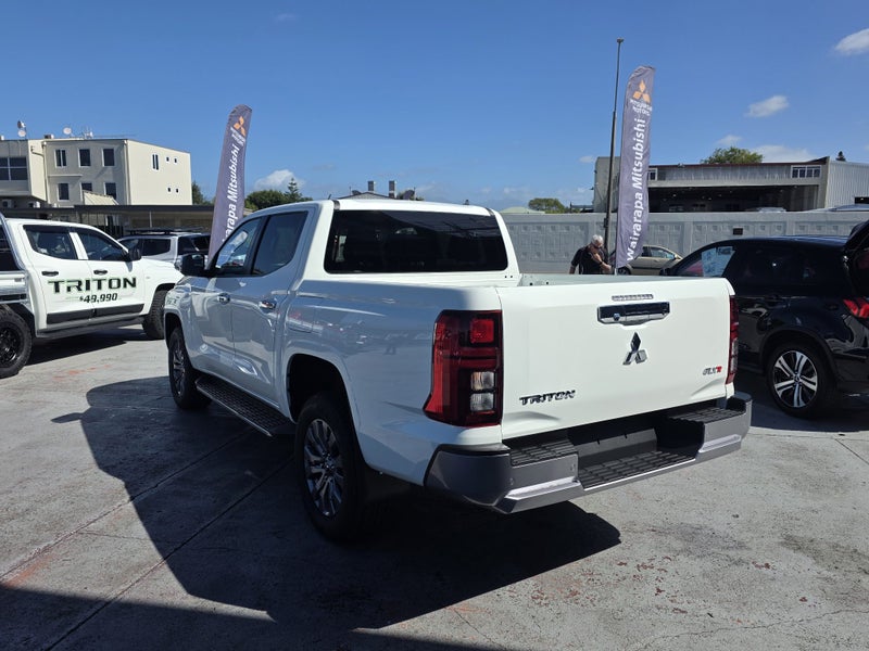 2026 Mitsubishi Triton GLX-R 2WD image 3