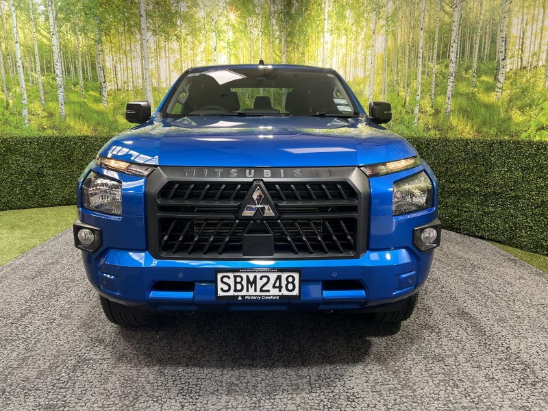 2026 Mitsubishi Triton GLX SPORT 4WD - 2.4 T/D... image 2