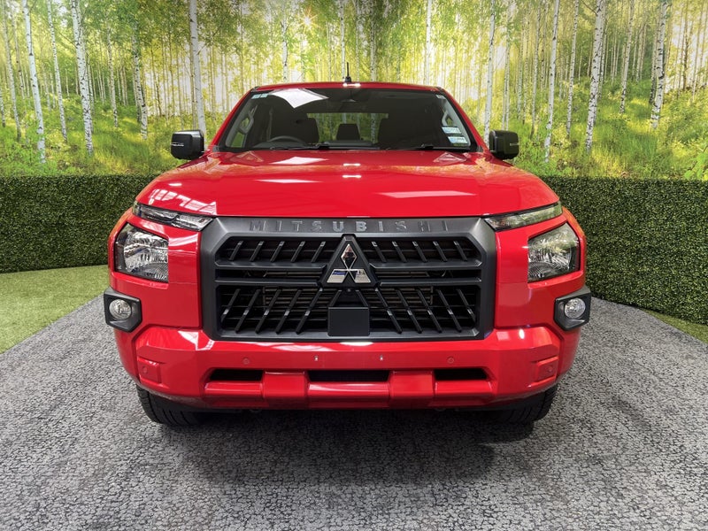 2026 Mitsubishi Triton GLX SPORT 4WD - 2.4 T/D... image 2