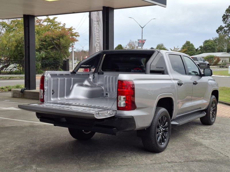 2026 Mitsubishi Triton GLX Sport 4WD - image 5