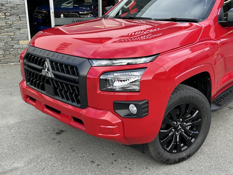 2026 Mitsubishi Triton GLX Sport 4WD image 3