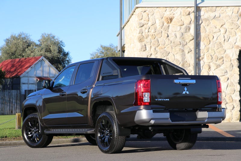 2026 Mitsubishi Triton GLX Sport 4WD 6At image 2