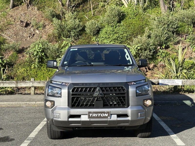 2026 Mitsubishi Triton GLX SPORT 4WD 6AT image 2
