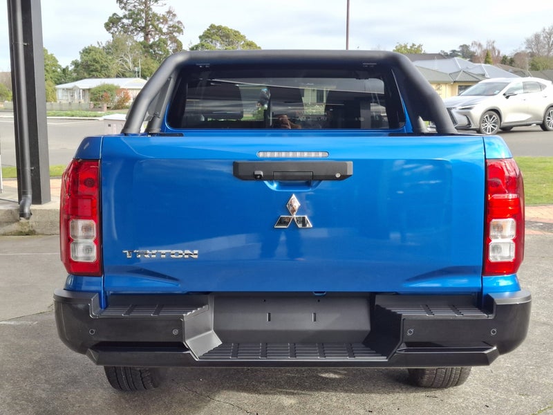 2026 Mitsubishi Triton GLX Sport 4WD 6At - image 5