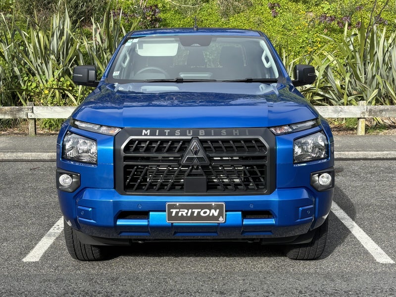 2026 Mitsubishi Triton GLX SPORT 4WD 6AT image 2