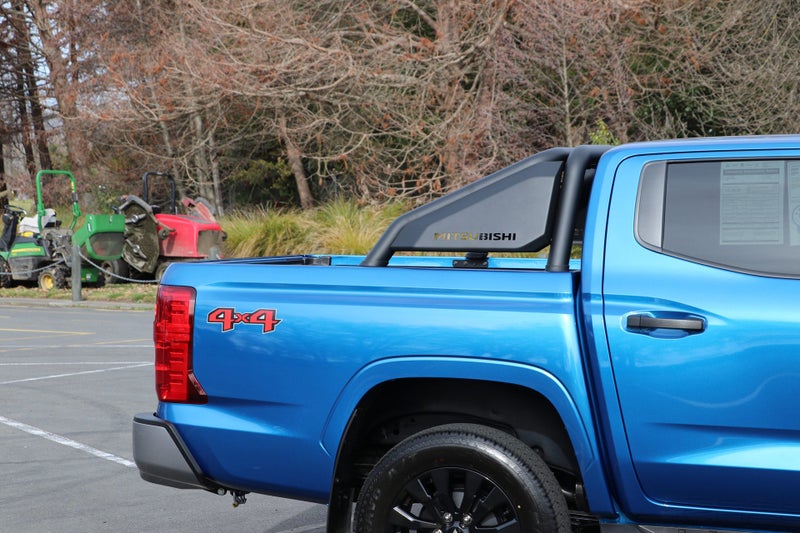 2026 Mitsubishi Triton GLX SPORT 4WD 6At ( GLXS ) image 4