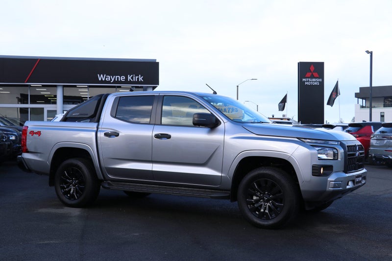 2026 Mitsubishi Triton GLX SPORT 4WD 6At ( GLXS ) image 3