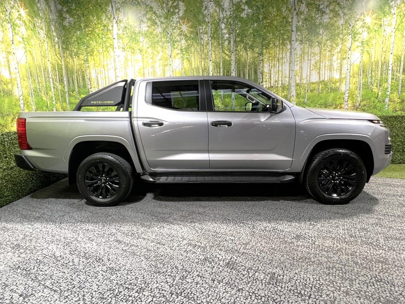 2026 Mitsubishi Triton GLX SPORT 4WD AUTO - New... image 4