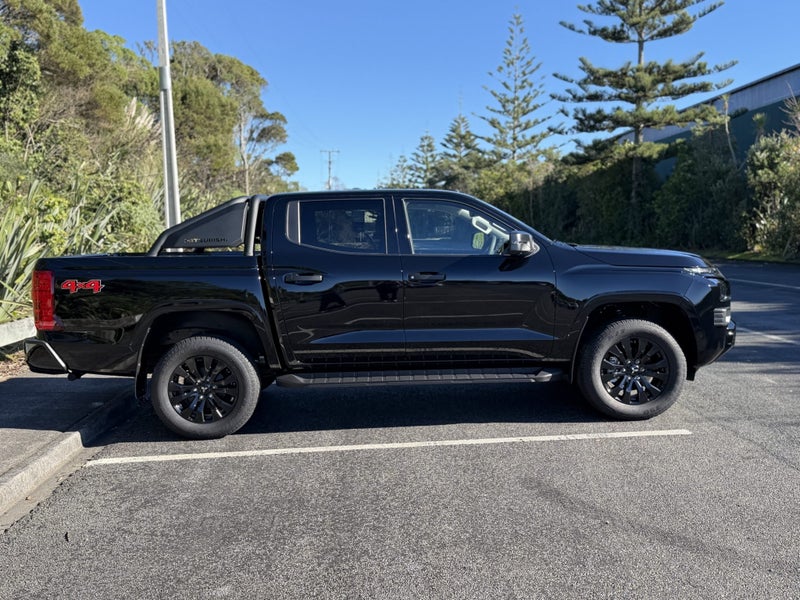 2026 Mitsubishi Triton GLX Sport 4WD Automatic image 5