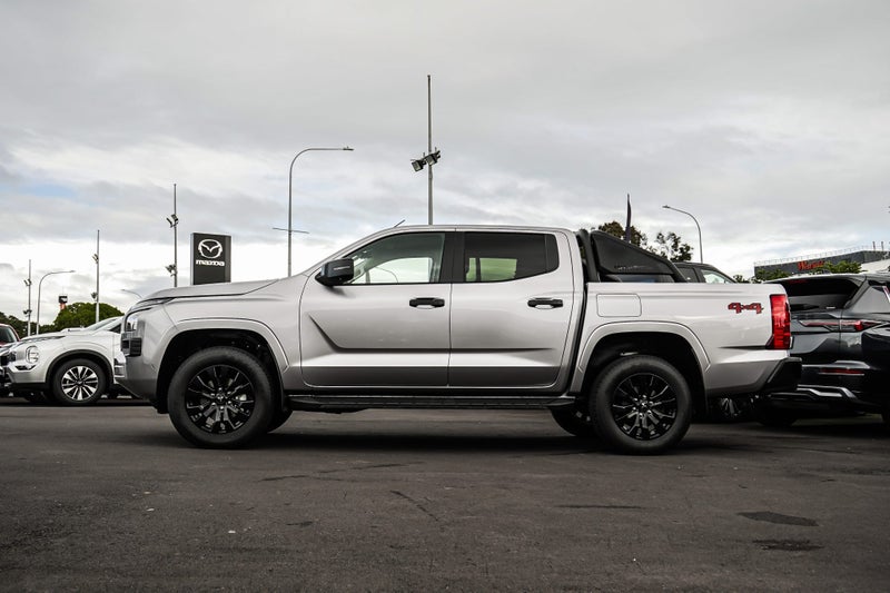 2026 Mitsubishi Triton GLX SPORT 4WD DC WS image 5