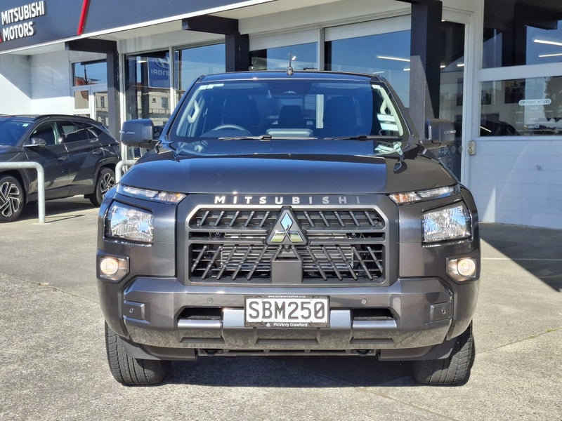 2026 Mitsubishi Triton GLX Sport 4WD - Towbar,... image 2