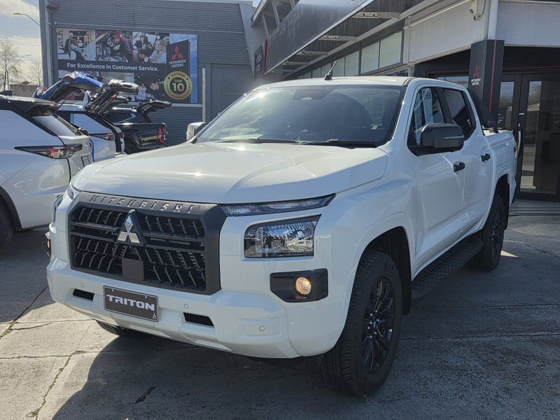 2026 Mitsubishi Triton GLX Sport 4x4 image 5