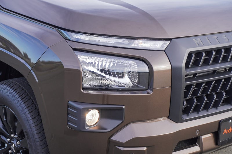 2026 Mitsubishi Triton GLX Sport 4x4 auto image 4