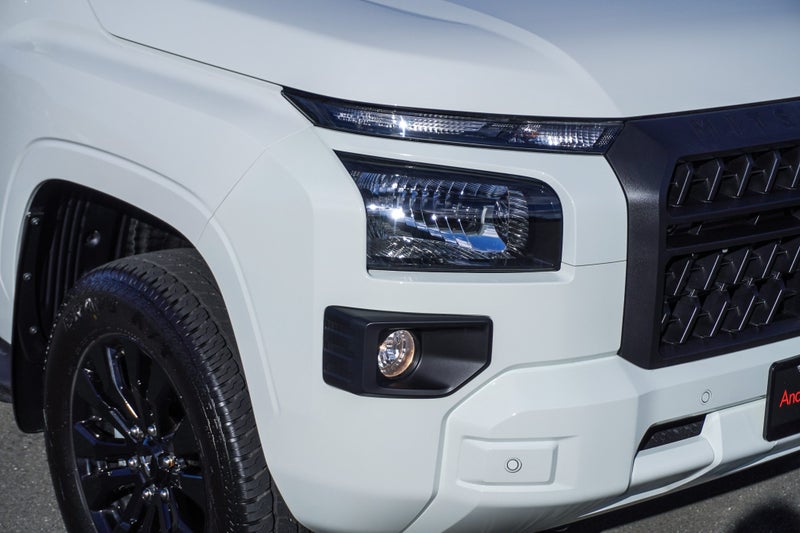2026 Mitsubishi Triton GLX Sport 4x4 auto image 4