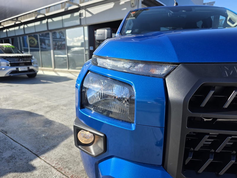 2026 Mitsubishi Triton GLX Sport 4x4 Auto image 5