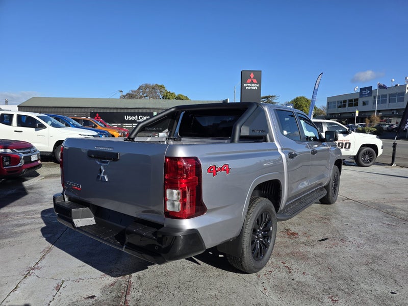 2026 Mitsubishi Triton GLX Sport 4x4 Auto image 2