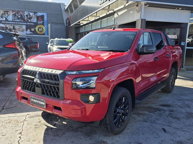 2026 Mitsubishi Triton GLX Sport 4x4 Auto image 3