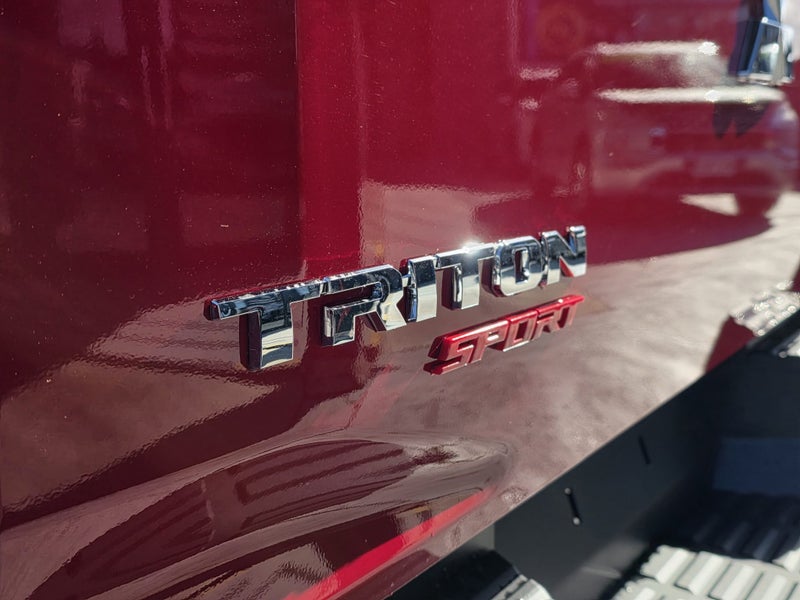 2026 Mitsubishi Triton GLX Sport 4x4 Auto image 5