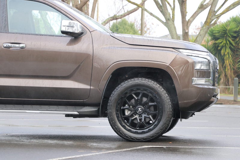 2026 Mitsubishi Triton GLXR 2WD Automatic image 5