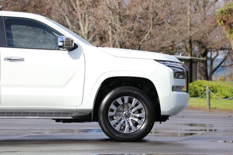 2026 Mitsubishi Triton GLXR 2WD Automatic image 4