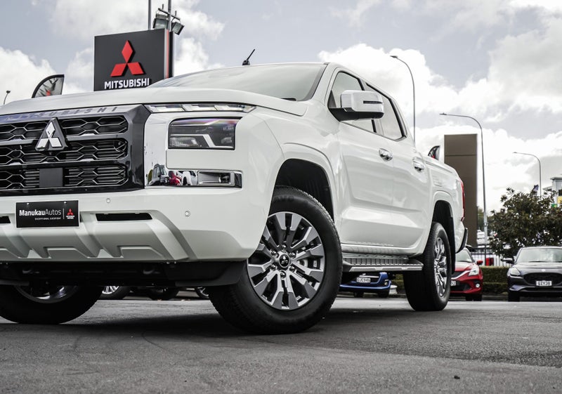 2026 Mitsubishi Triton GLXR 2WD DC WS image 2