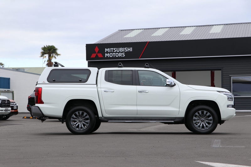 2026 Mitsubishi Triton GLXR 2WD (TRADE PACK) image 3