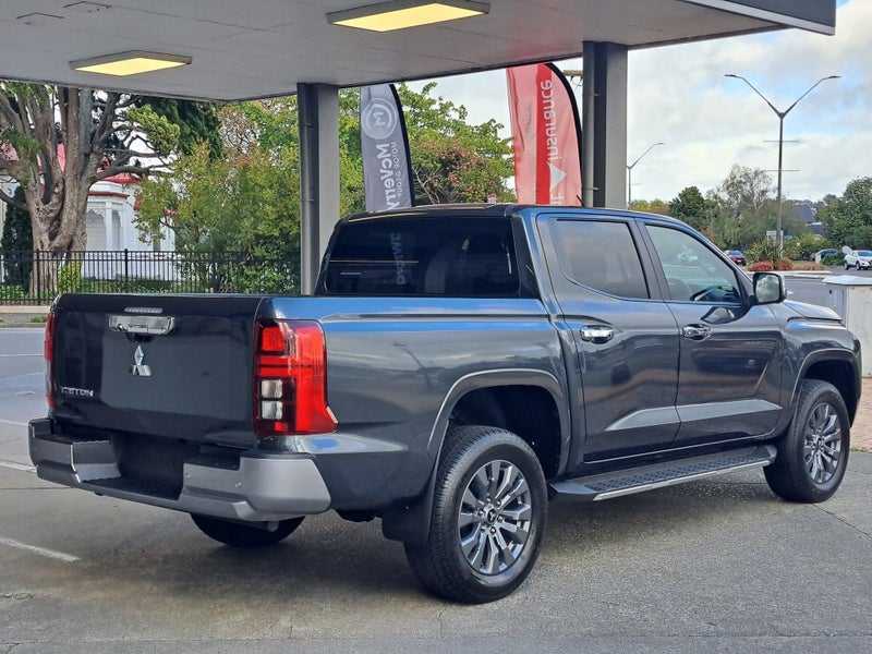 2026 Mitsubishi Triton GLXR 4WD 2.4D image 5